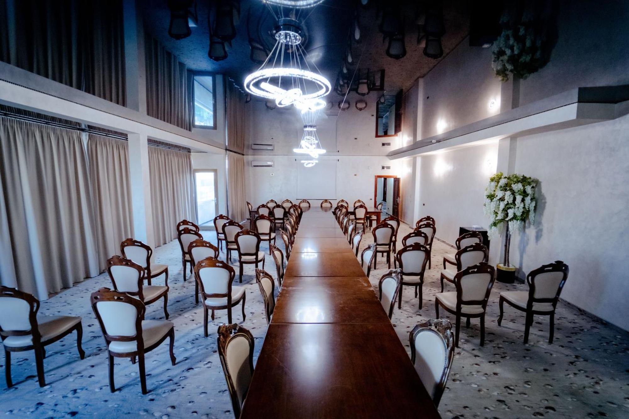 Almar Luxury Hotel นาโวดาริ ภายนอก รูปภาพ